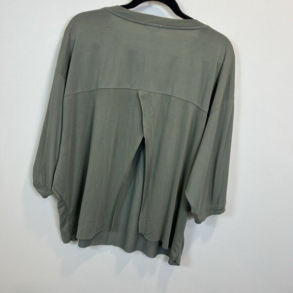 Women’s POL Large Loose Boho Top Split Back Green Gray - Picture 8 of 8
